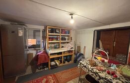 Vila de vanzare, cu 4 camere, 320 mp, zona Șuvița