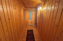 Vila de vanzare, cu 4 camere, 320 mp, zona Șuvița