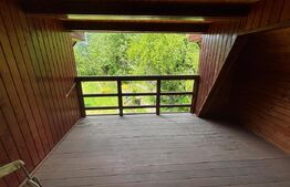 Vila de vanzare, cu 4 camere, 320 mp, zona Șuvița