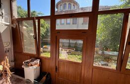 Proprietate de vanzare, cu 11 camere, 400 mp, zona ultracentrala