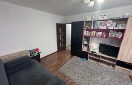 Apartament de vanzare, cu 2 camere, 39 mp, zona Micro 11