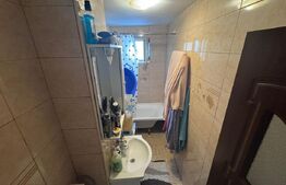 Apartament de vanzare, cu 2 camere, 39 mp, zona Micro 11