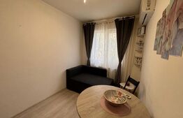 Apartament de vanzare, cu 3 camere, 49 mp, zona Micro 11