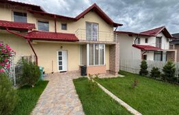 Casa de vanzare, cu 4 camere, 145mp, zona Priseaca