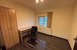 Casa de vanzare, cu 4 camere, 145mp, zona Priseaca