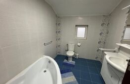 Casa de vanzare, cu 4 camere, 145mp, zona Priseaca