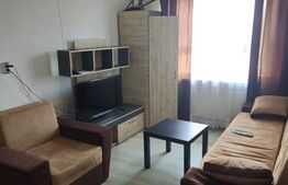 Apartament de vanzare, cu 2 camere, zona Piata 1 Mai