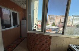 Apartament de vanzare, cu 3 camere, zona Micro 5 