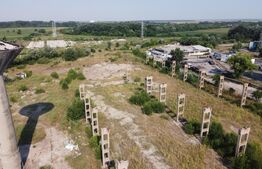 Teren intravilan, de vanzare, 28.760 mp, zona industrială Titu  