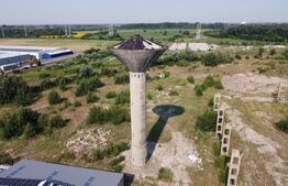Teren intravilan, de vanzare, 28.760 mp, zona industrială Titu  