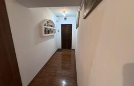 Apartament de vanzare, cu 3 camere, zonă centrala