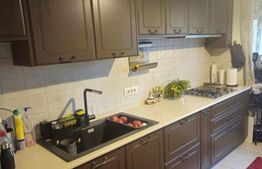 Vilă de vanzare, cu 6 camere, 230 mp, zona Samurcași