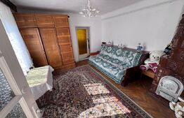 Casa de vacanta, de vanzare, cu 4 camere, 165 mp, zona Vulcana Pandele