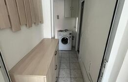 Apartament de vanzare, cu 3 camere, 67 mp utili, zona Micro 11