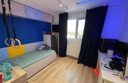 Apartament de vanzare, cu 3 camere, zona Micro 4