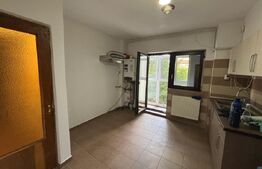 Apartament de inchiriat, cu 4 camere, zona Ultracentrala