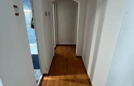 Apartament de inchiriat, cu 3 camere, complet mobilat, etaj 1, zona Micro 11