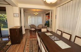 Vila exclusivistă, de vanzare, cu 8 camere, 400 mp, zona Periș 