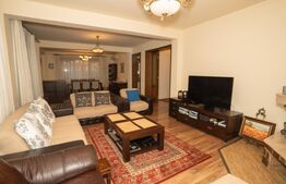 Vila exclusivistă, de vanzare, cu 8 camere, 400 mp, zona Periș 