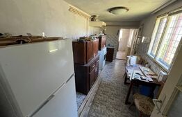 Casă de vanzare, cu 2 camere, 67 mp utili, teren 2.219 mp – Fieni