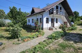 Casă individuală de vânzare în exclusivitate – Tomsani, Dâmbovița 