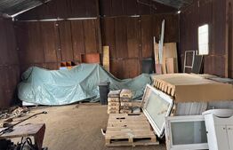 Proprietate de vânzare – 8000 mp teren + construcții și utilități