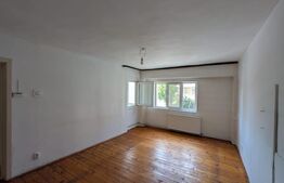 Apartament 3 camere decomandat – etaj 1/4 – Micro 11, Târgoviște