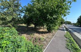 Teren intravilan de vânzare, 2.000 mp, deschidere 30 m