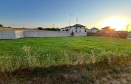 Apartament de vanzare, cu 3 camere, 80 mp, zona Sud