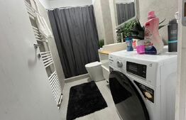 Apartament de vanzare, cu 3 camere, 80 mp, zona Sud