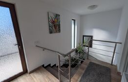 Casă tip duplex, 176 mp utili + teren 204 mp, front stradal 16 m