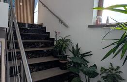 Casă tip duplex, 176 mp utili + teren 204 mp, front stradal 16 m