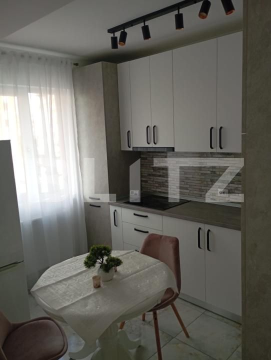 Apartament de închiriat 3 camere Micro 9 - 179387AI | BLITZ Târgoviște | Poza3