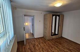 Casă de vânzare, 75 mp, Strada Crângului