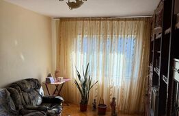 Apartament cu 2 camere si 2 balcoane, decomandat 