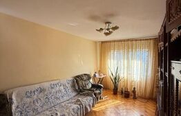 Apartament cu 2 camere si 2 balcoane, decomandat 