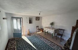 Casa de vanzare, 61 mp,Aninoasa