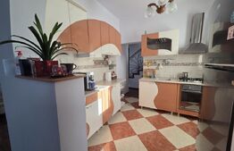 Vilă  226 mp utili, curte 277 mp, zona Micro 3