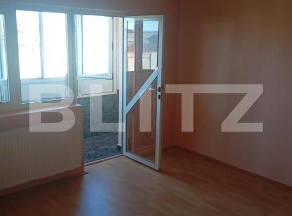 Apartament de vânzare 3 camere Micro 4 - 180536AV | BLITZ Târgoviște | Poza1