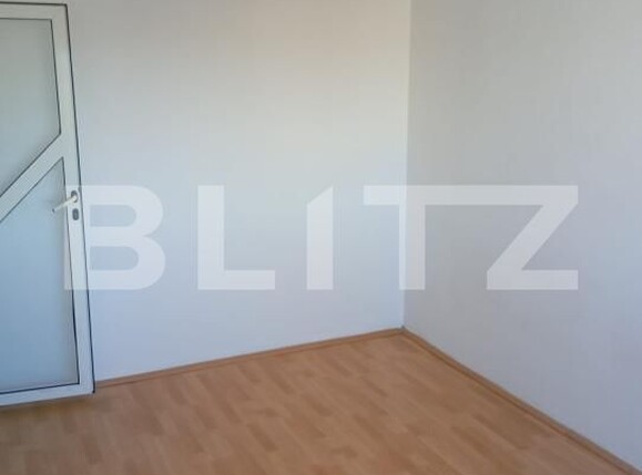 Apartament de vânzare 3 camere Micro 4 - 180536AV | BLITZ Târgoviște | Poza5
