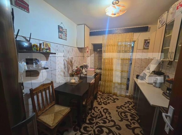 Apartament de vânzare 3 camere Micro 4 - 181874AV | BLITZ Târgoviște | Poza5