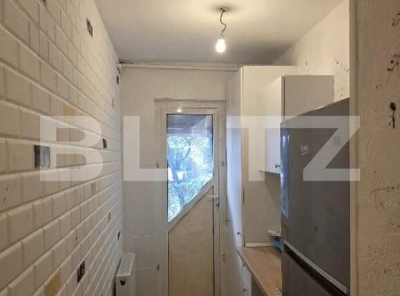 Apartament de vânzare 2 camere Micro 4 - 182319AV | BLITZ Târgoviște | Poza4