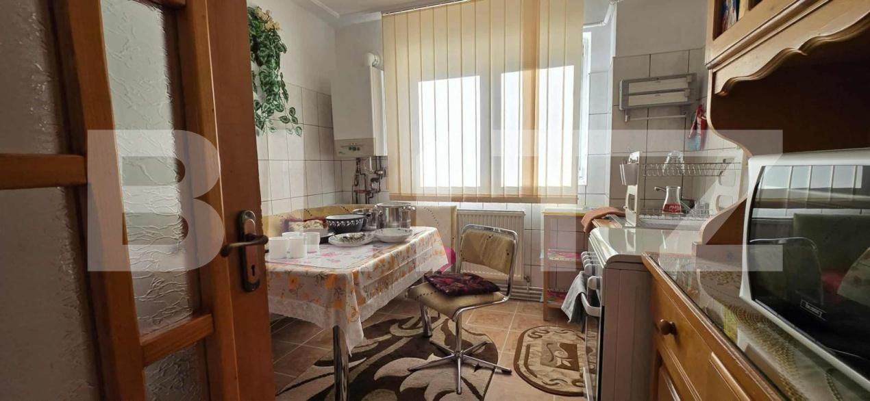 Apartament de închiriat 3 camere Micro 4 - 182321AI | BLITZ Târgoviște | Poza5