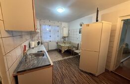 Apartament 3 camere, 58 mp, zona Micro 11 