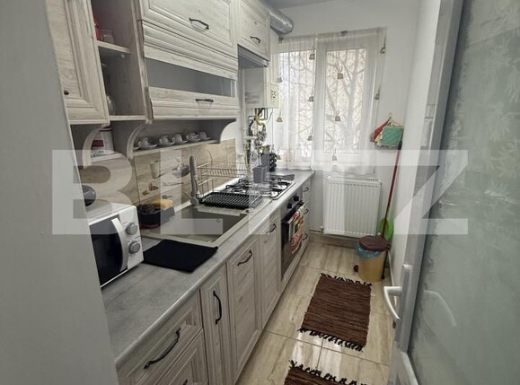 Apartament de vânzare 3 camere Micro 6 - 182506AV | BLITZ Târgoviște | Poza4