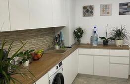 Apartament 3 camere, 74 mp, zona Micro 5 