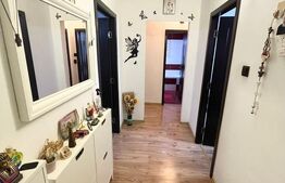 Apartament 3 camere, 67 mp, zona Micro 11