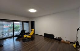 Micro 3 Apartament de inchiriat 3 camere, etaj 3/4 90 mp