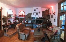 Unde Tradiția Întâlnește Confortul – Domeniu Rustic 3 Min. de Târgoviște