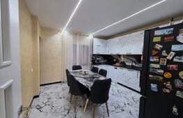 Casa de vanzare, 300 mp, zona Sud